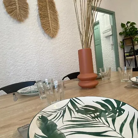 La Des Platanes
